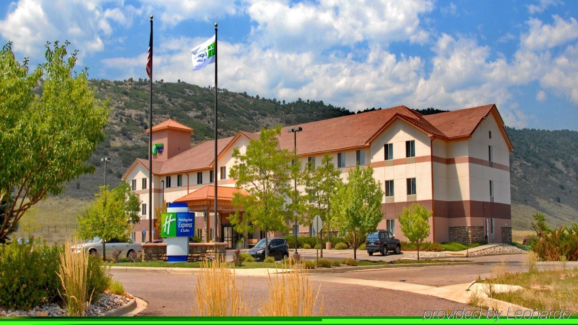 Holiday Inn Express Hotel & Suites Littleton By Ihg Exterior photo