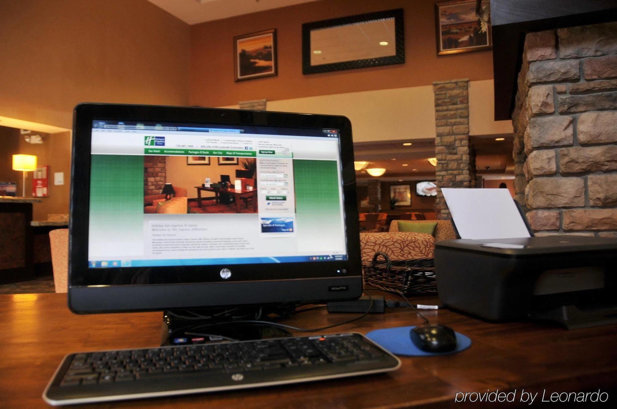 Holiday Inn Express Hotel & Suites Littleton By Ihg Exterior photo
