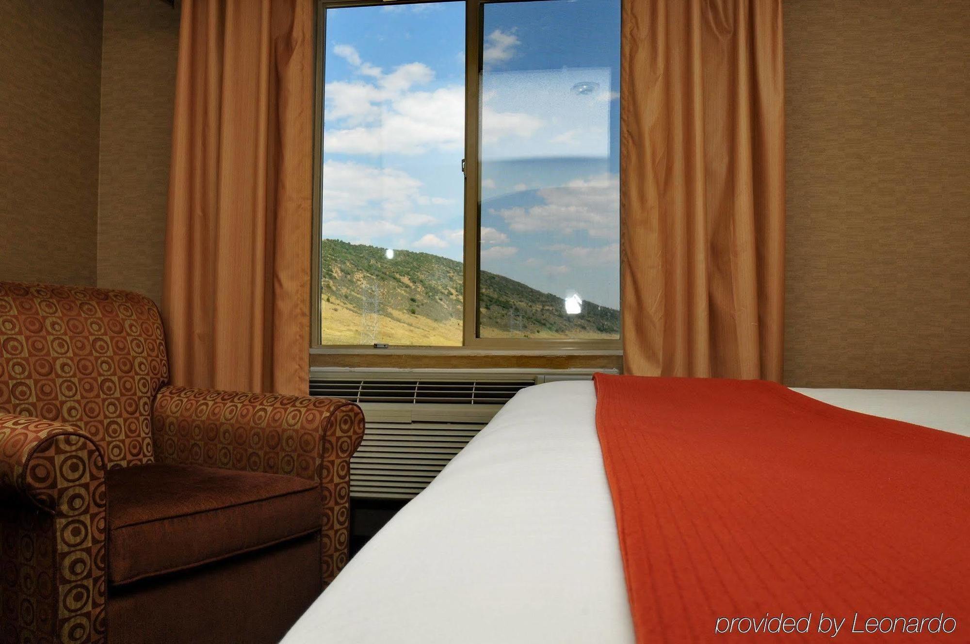 Holiday Inn Express Hotel & Suites Littleton By Ihg Room photo